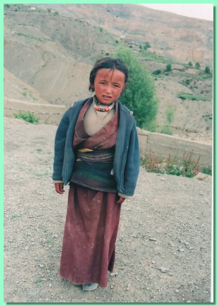 Nyima Bhuti, erste Klasse.jpg