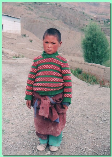 Yeshi Tsering erste Klasse.jpg