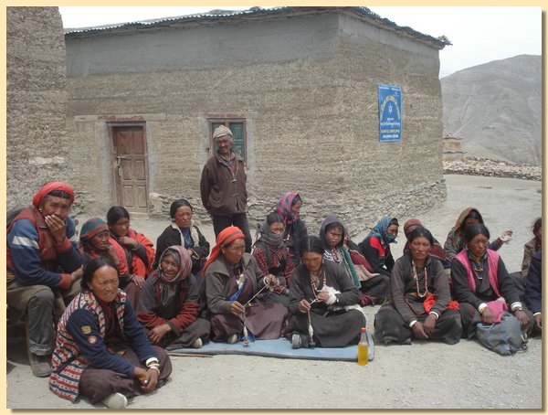 Eine Saftflasche fuer ein Kind.JPG